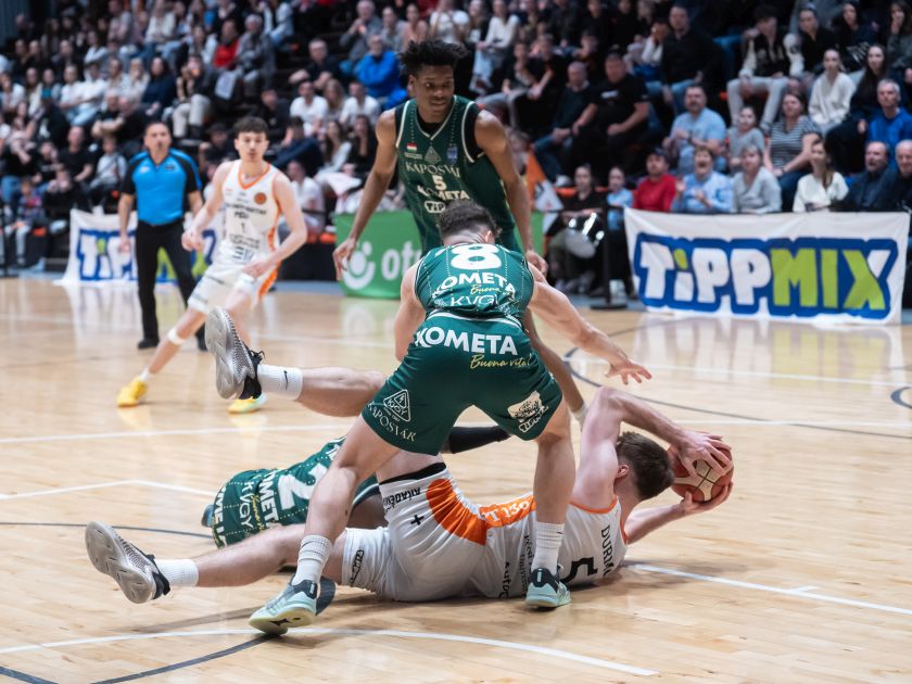 A szurkolók nagyon élvezték: izgalmas, látványos, nagy meccset játszottunk!