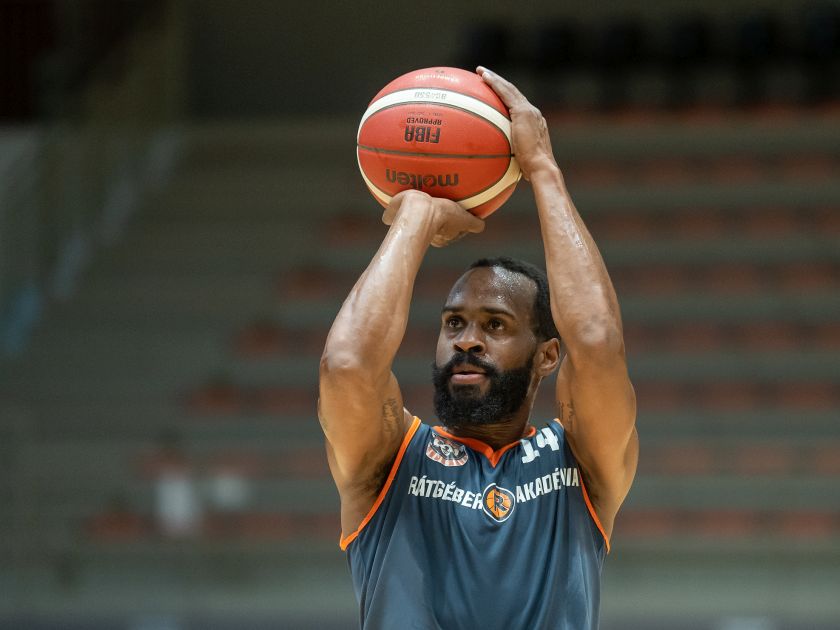 Amerikai dobóhátvéddel erősítettünk, nálunk folytatja Kyle Vinales