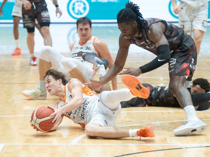 Legalább úgy kell küzdenünk, mint a Szolnok ellen – győzni akarunk Oroszlányban!