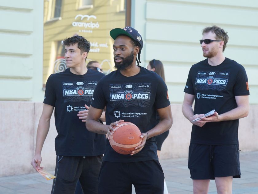 „Olyan srác vagyok, aki akkor a legboldogabb, amikor a labda a kezében van”